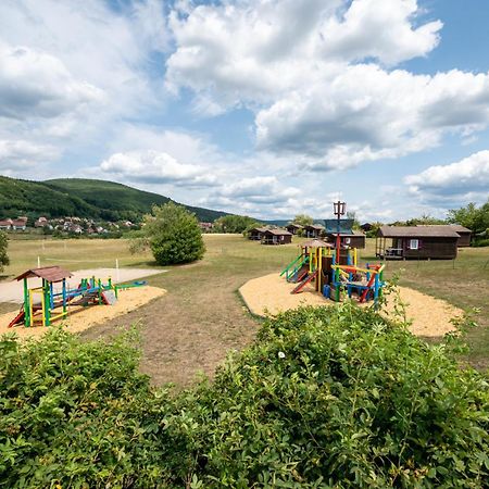 Camping Les Vosges Du Nord Oberbronn Εξωτερικό φωτογραφία