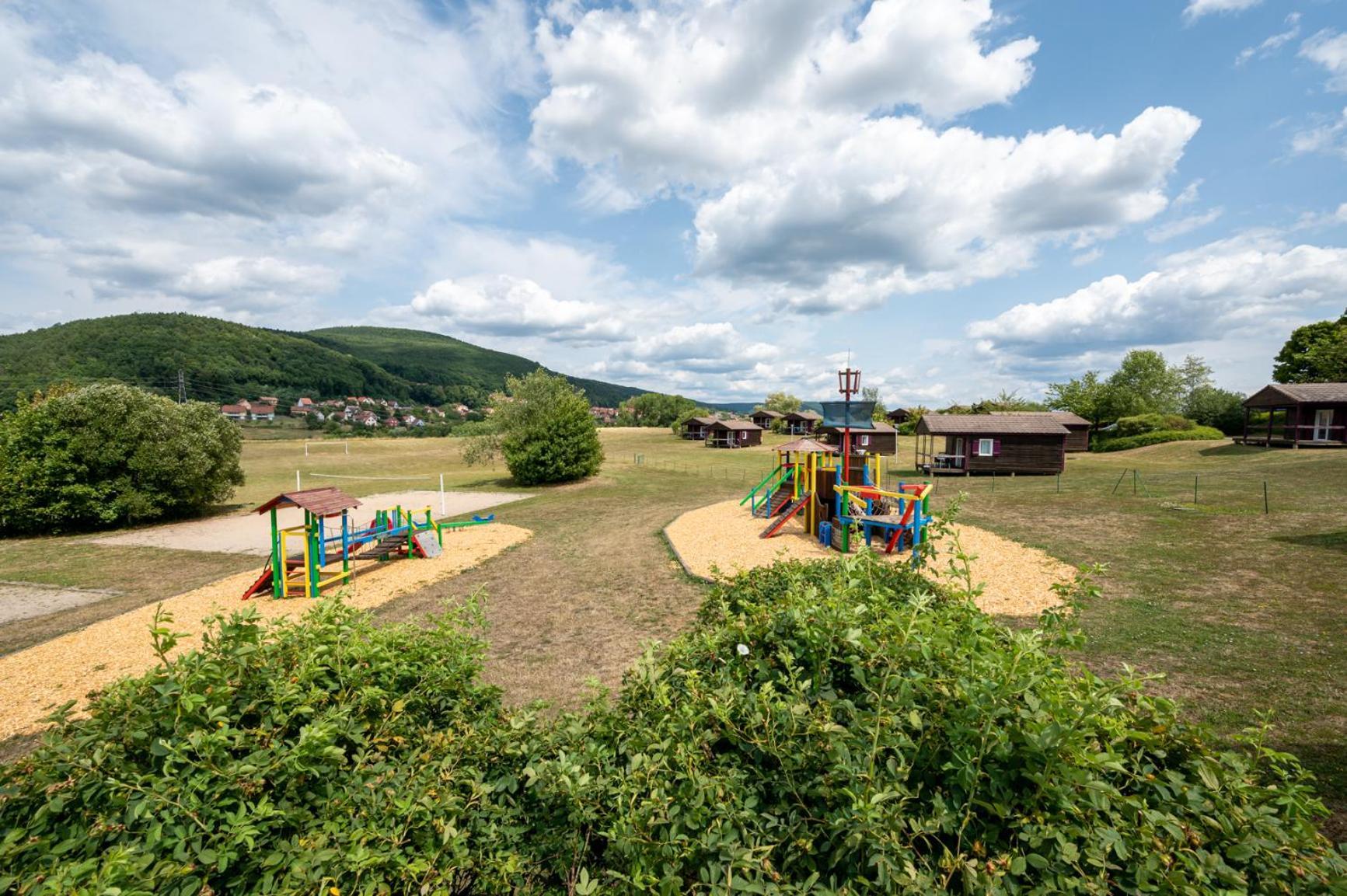 Camping Les Vosges Du Nord Oberbronn Εξωτερικό φωτογραφία